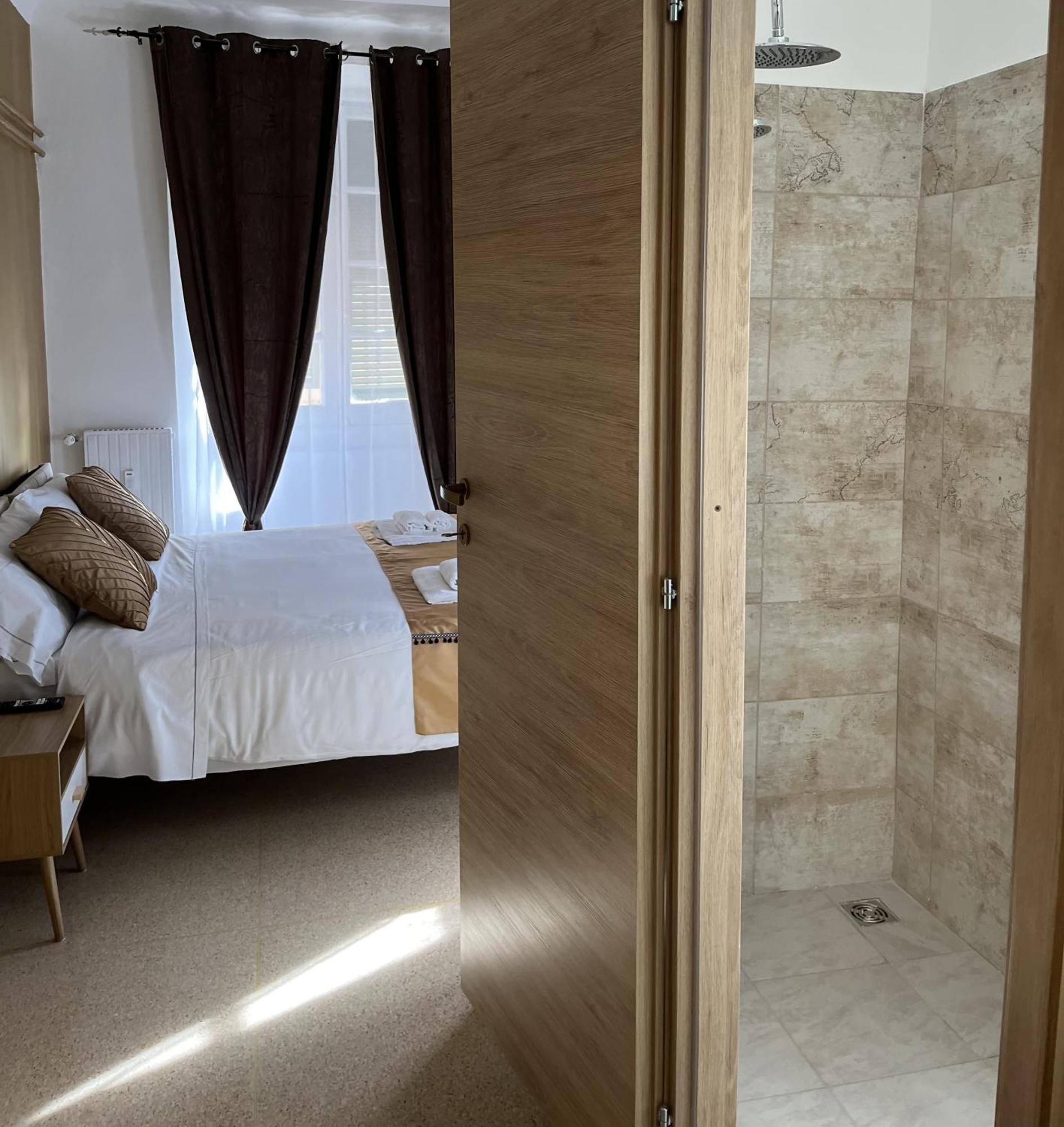 Guest house Gold *