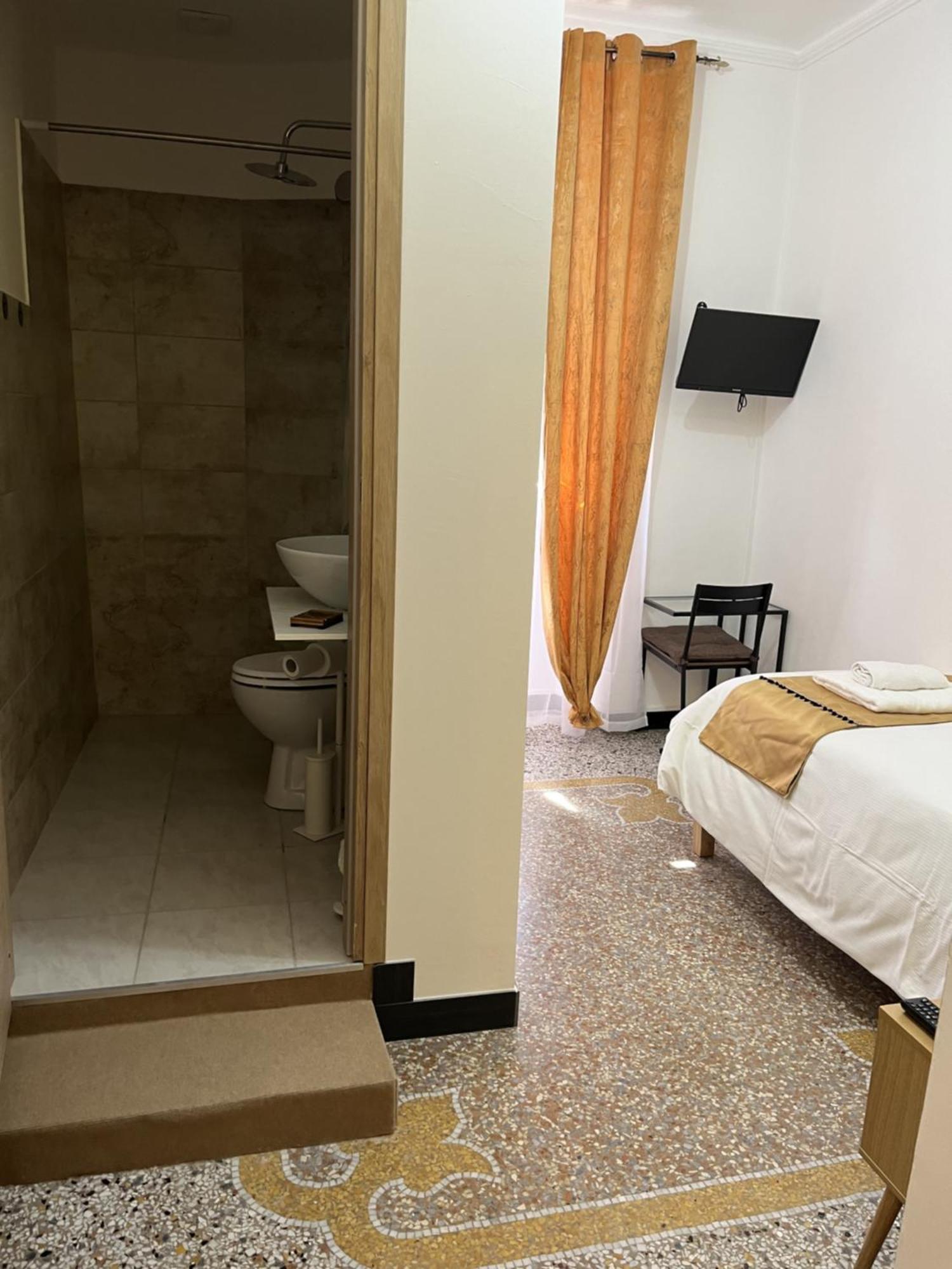 Gold Guest house Genoa