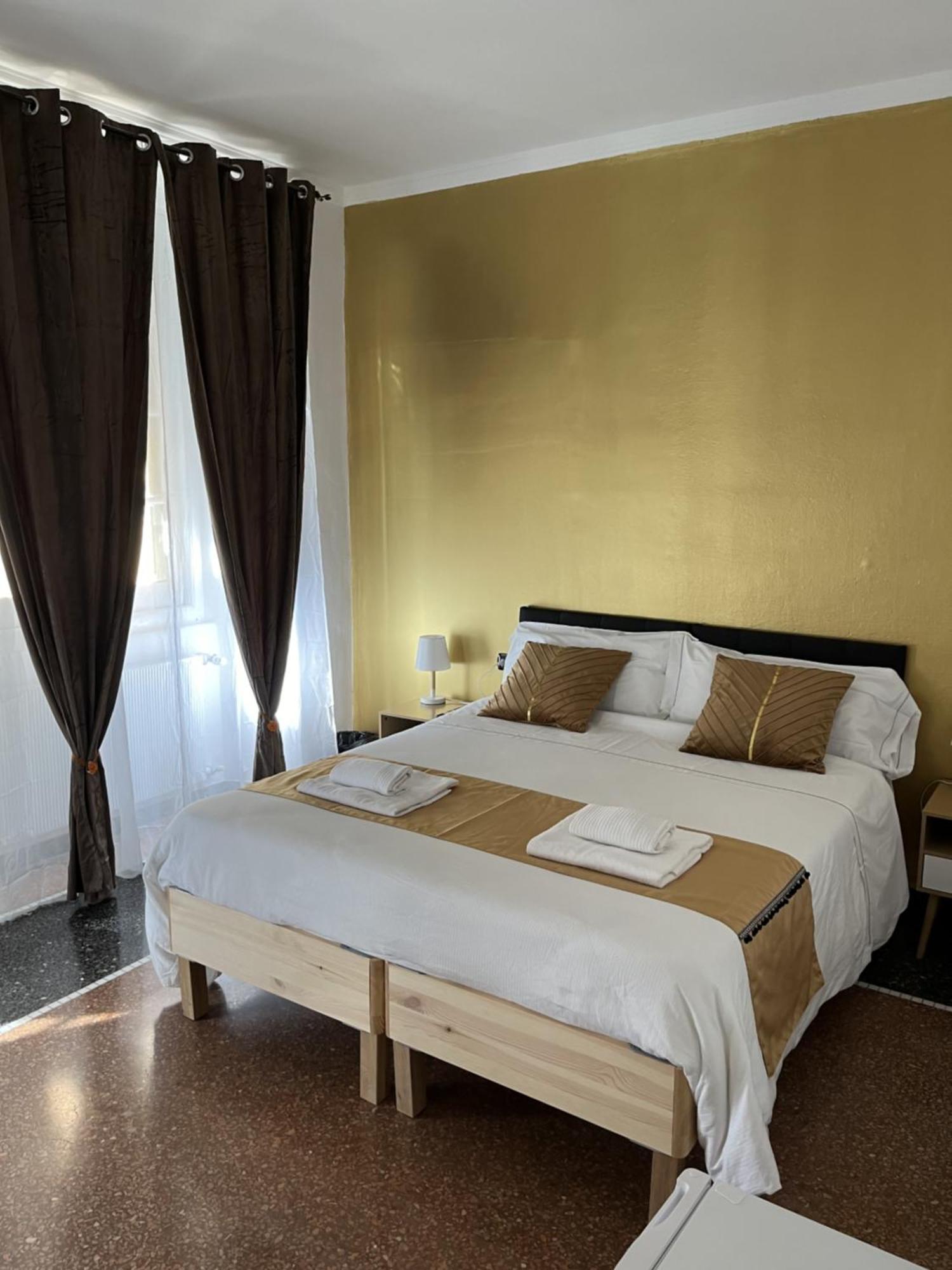 Gold * Genua